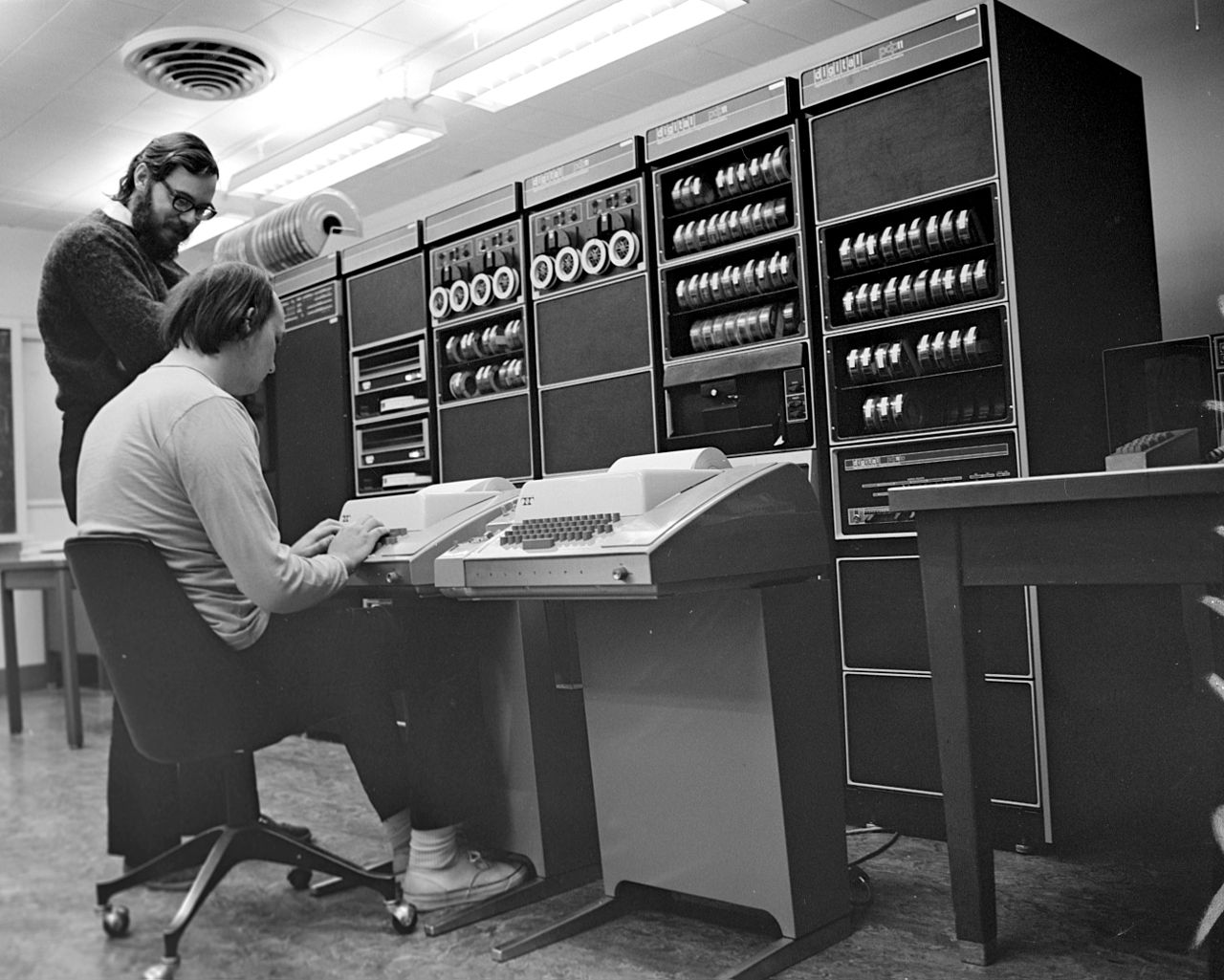 1972 Unix Ken Thompson Dennis Ritchie PDP 11